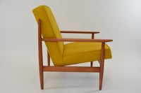 Image 2 of Fauteuil modèle T jaune