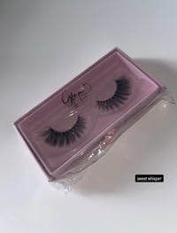 Image 1 of Glam by Aariah Lashes