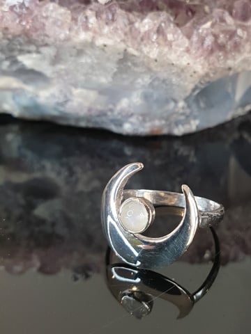 Image of RAINBOW MOONSTONE CRESCENT MOON Sterling Silver Ring