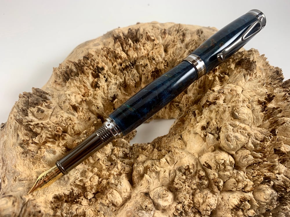 Image of Gunmetal Atracia Fountain Pen