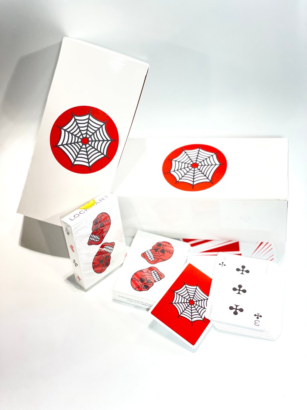 Red Web LOCKHART playing cards