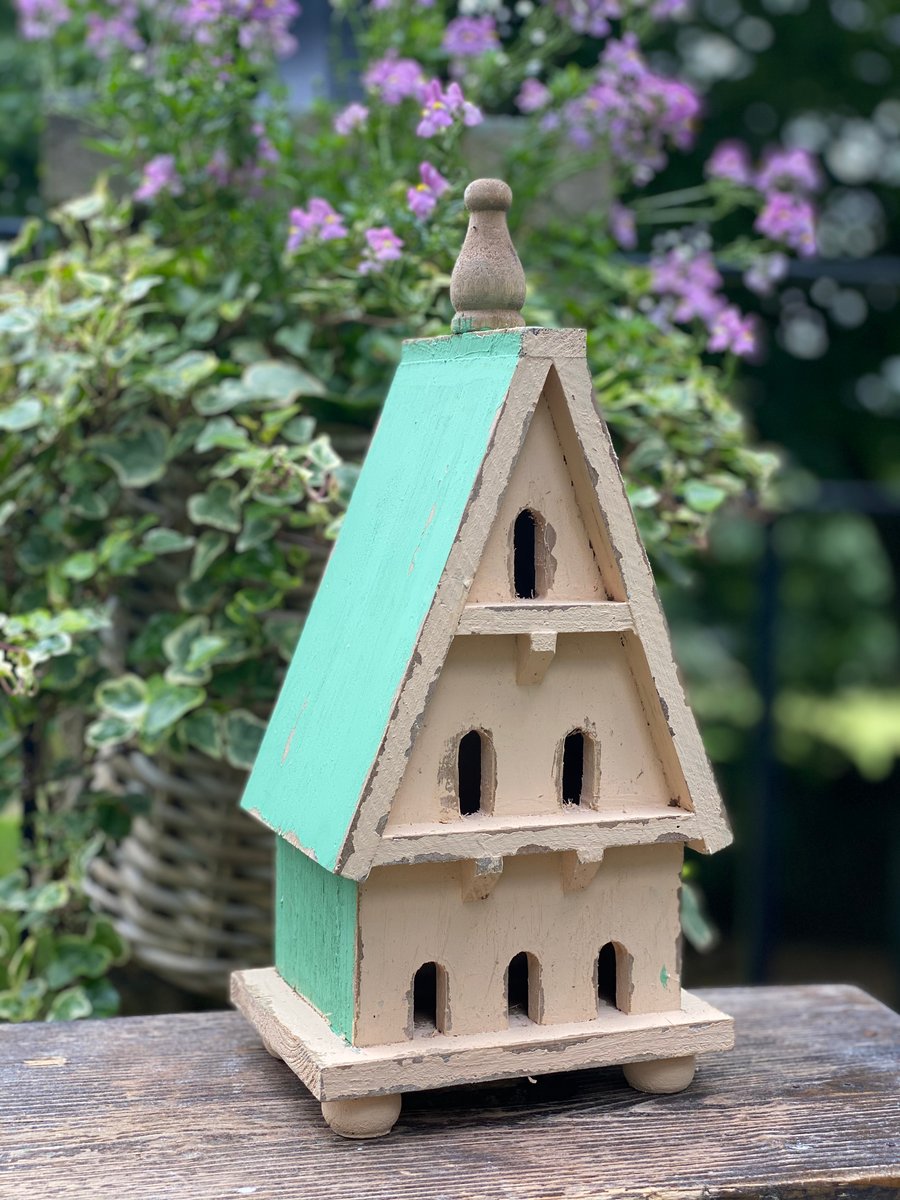 Slanted Rustic Birdhouse | Pippa Rose Boutique