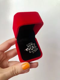 Image 4 of ROSE BOUQUET RING