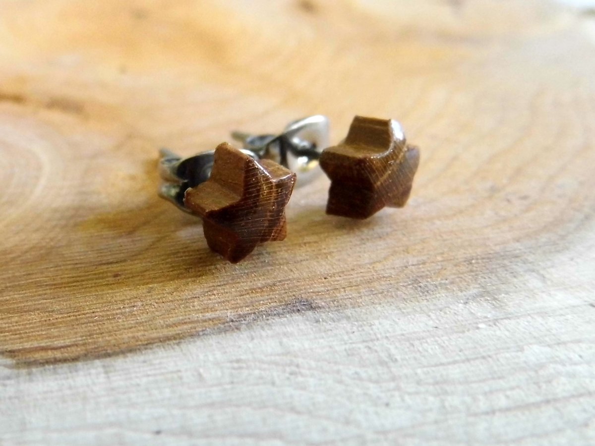 Tiny Light Wood Star Studs Earrings