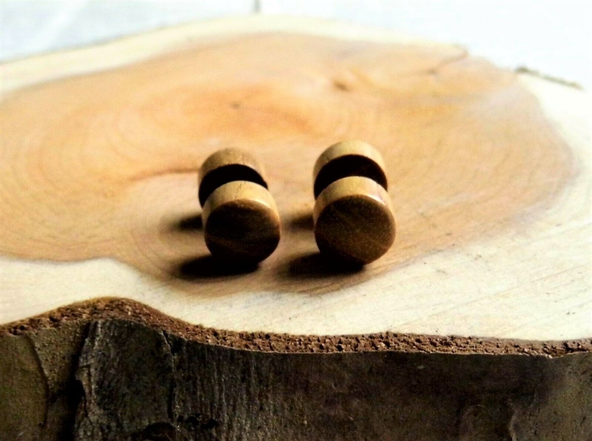 Pair Light Wood Earrings Studs