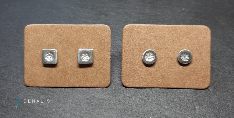 Flower stamped stud earrings