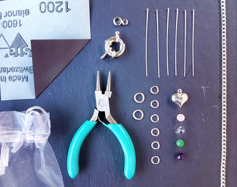 Zen Hen Bracelet Making Kit Image 4