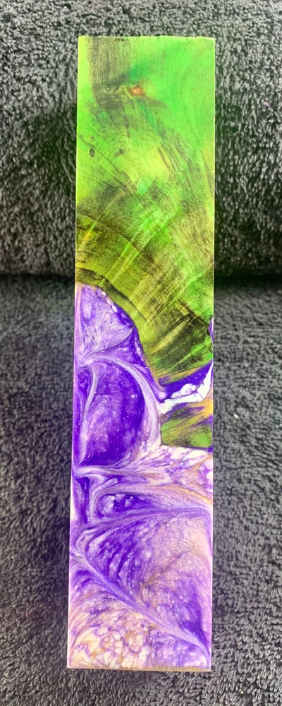 Image of Green Stabilized Maple Burl Hybrid Call/Handle Blank