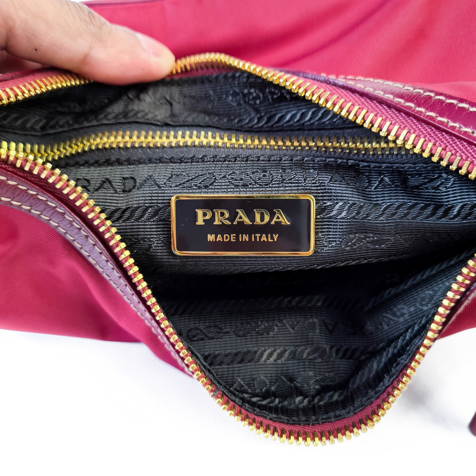 Image of Prada Red Tessuto Shoulder Bag BR3121