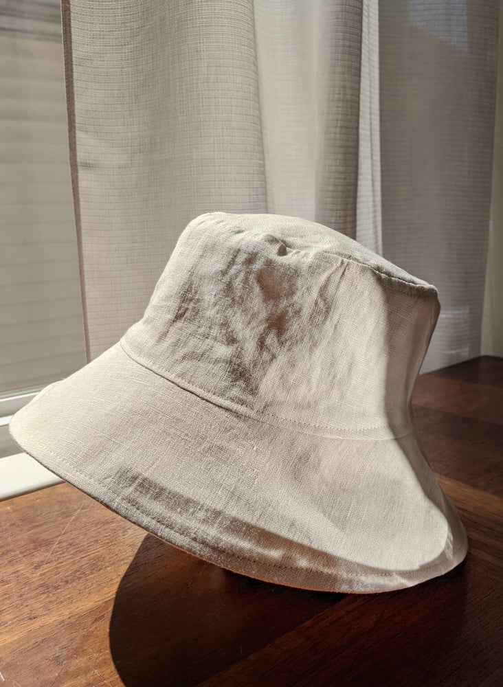 Image of Linen Bucket Hat, Medium/Large