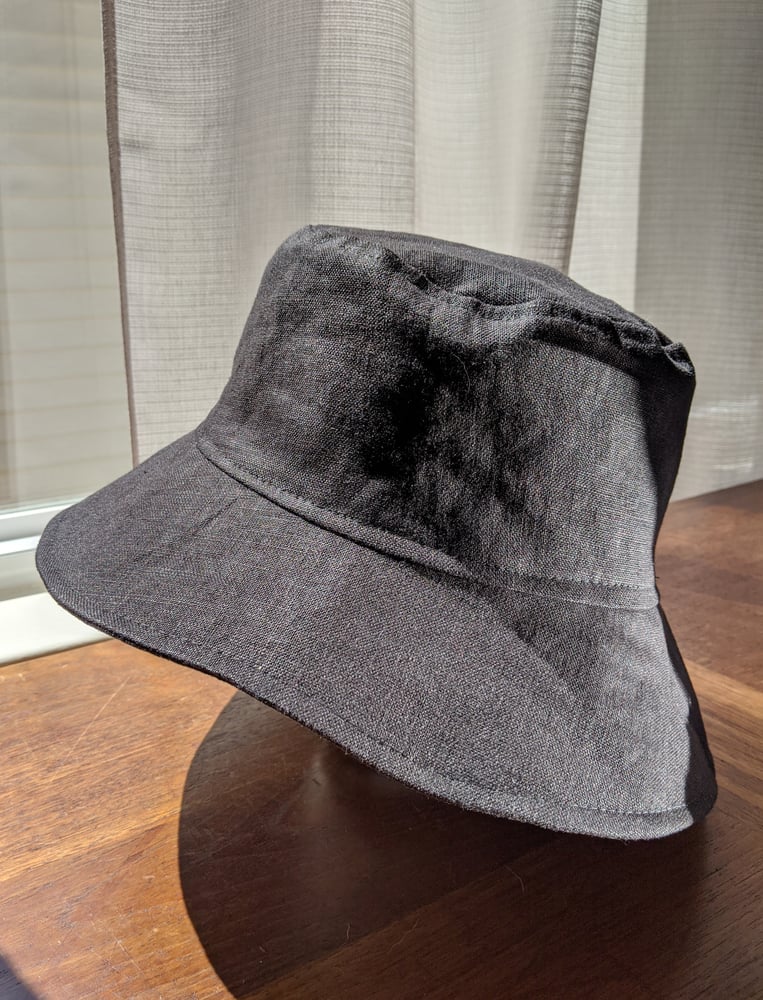 Image of Linen Bucket Hat, Small