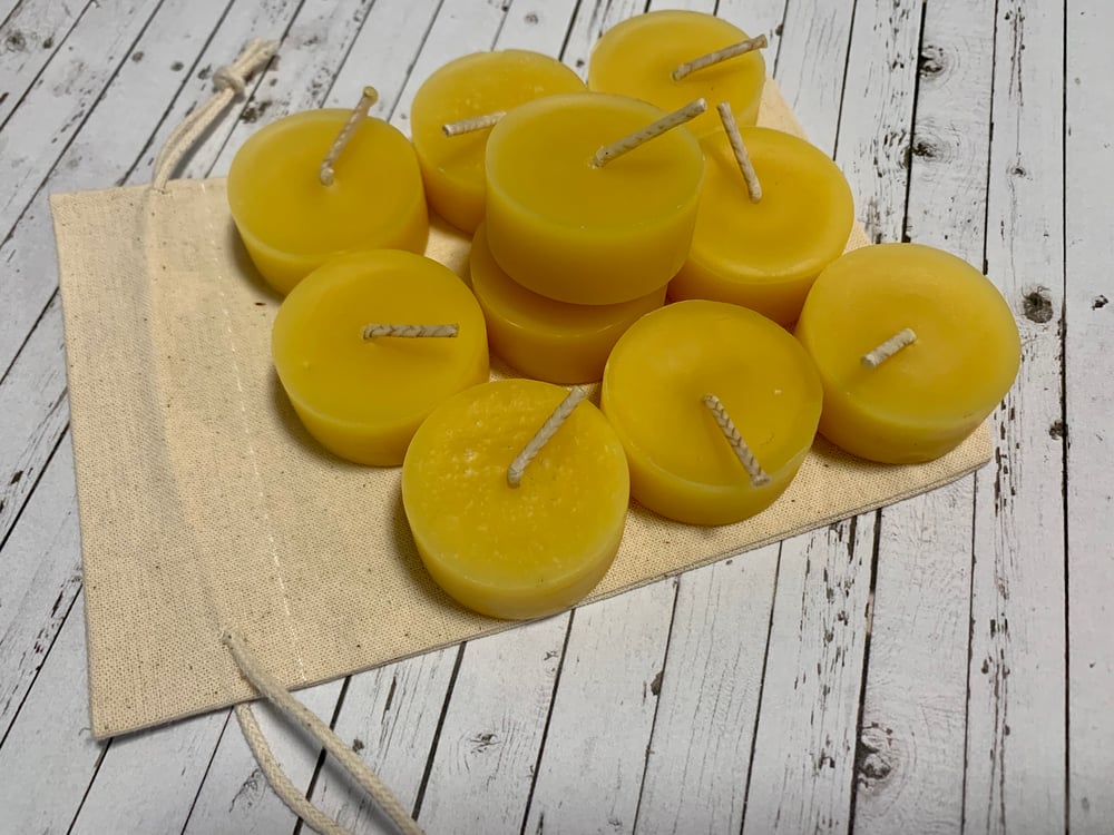 Image of Beeswax Tealight Candles