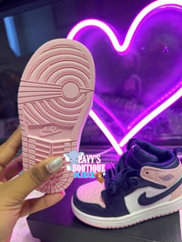 Image 2 of AIR JORDAN 1 RETRO HIGH 'BUBBLE GUM'