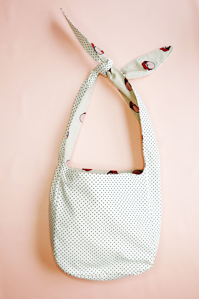 Image of the ZOLA sling bag PDF pattern
