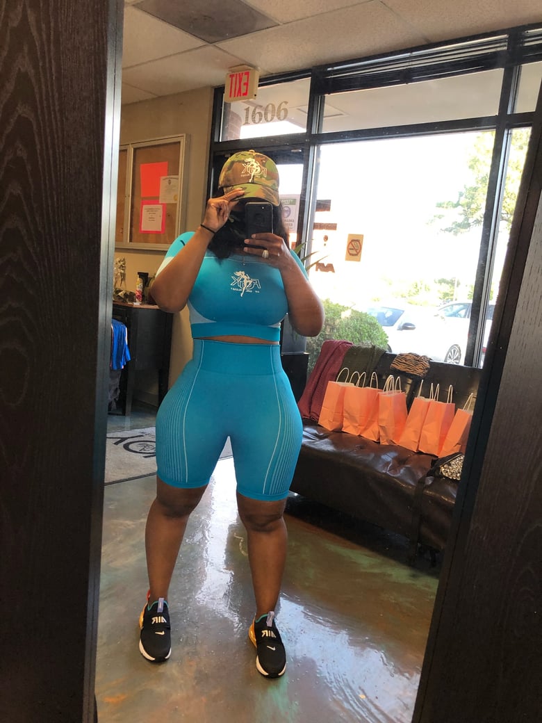 Image of Aqua crop top and biker shorts set