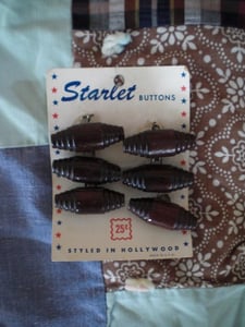 Image of Vintage Starlet Wooden Buttons on Tag