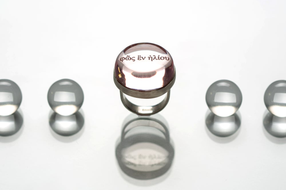 Image of "The light of one day" silver ring with rose plexiglass · φῶς ἓν ἡλίου ·