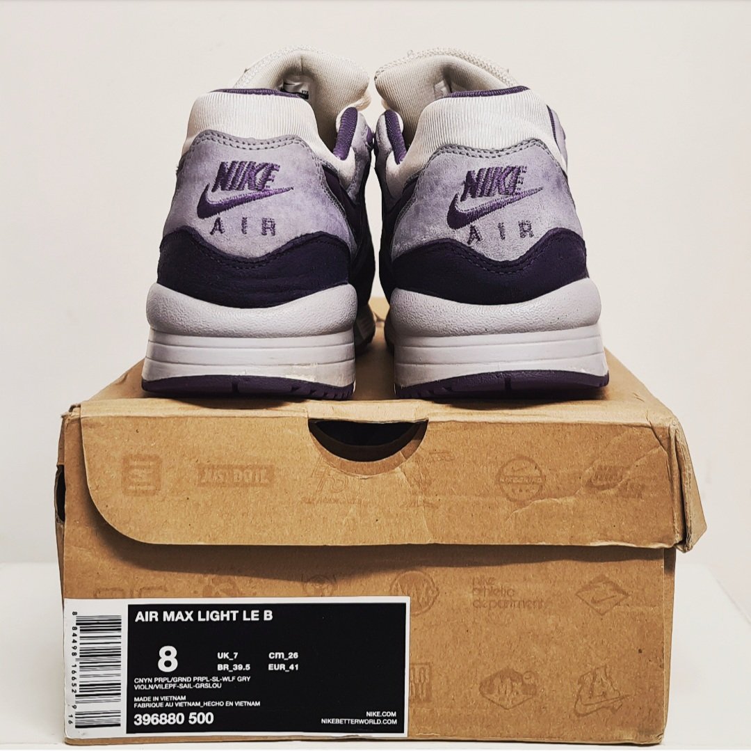 air max light easter