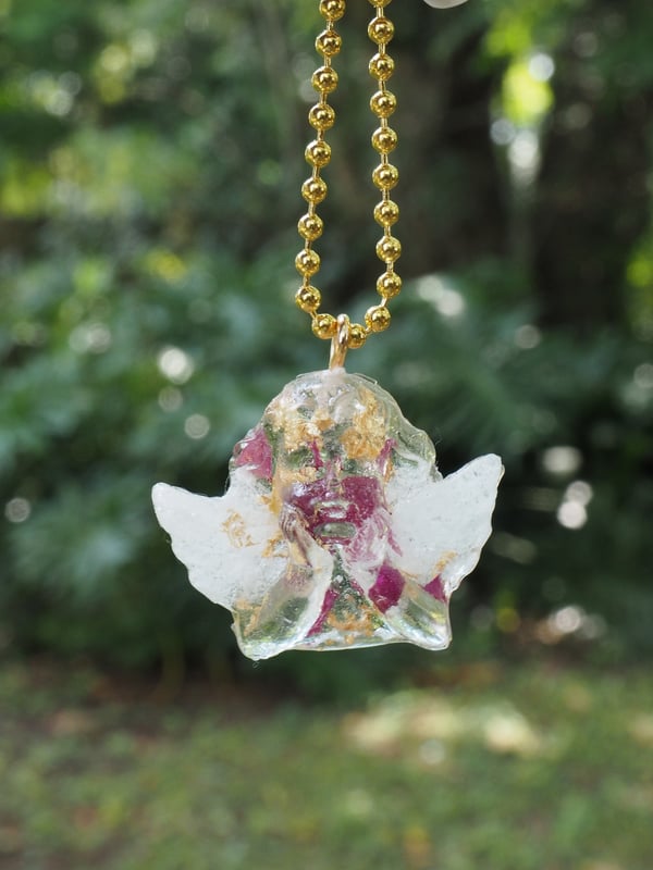Image of Daydreaming Angel Rose Pendent 