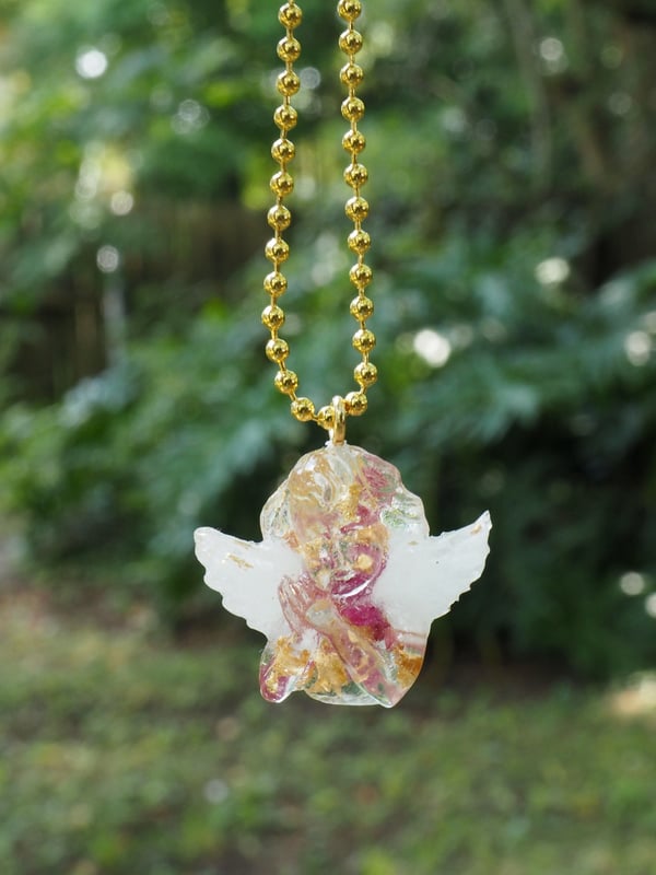 Image of Sleeping Angel Rose Pendent