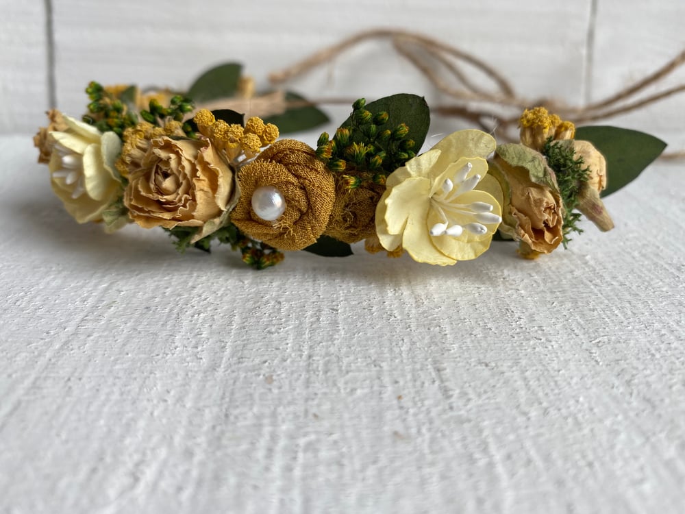 Image of Lemon rose crown 