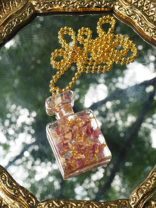Image of Rose Pedal Pendent
