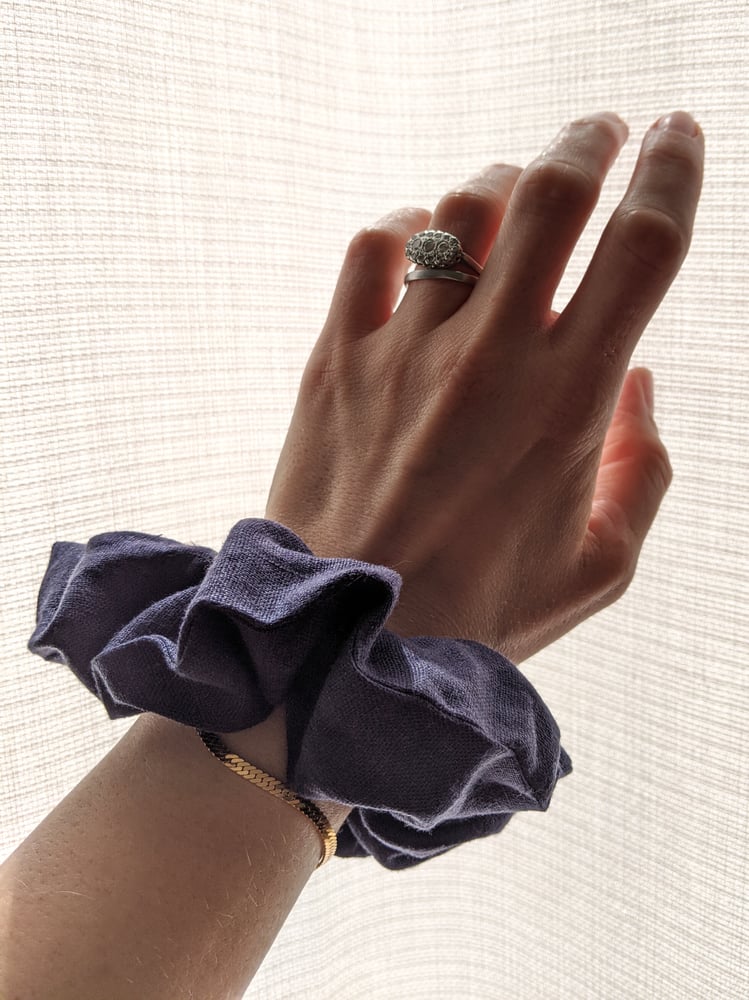 Image of Linen Scrunchie