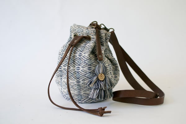 Image of Azul crossbody handbag 