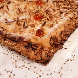 Image of COCA de SANT JOAN de PASTA DE FULL