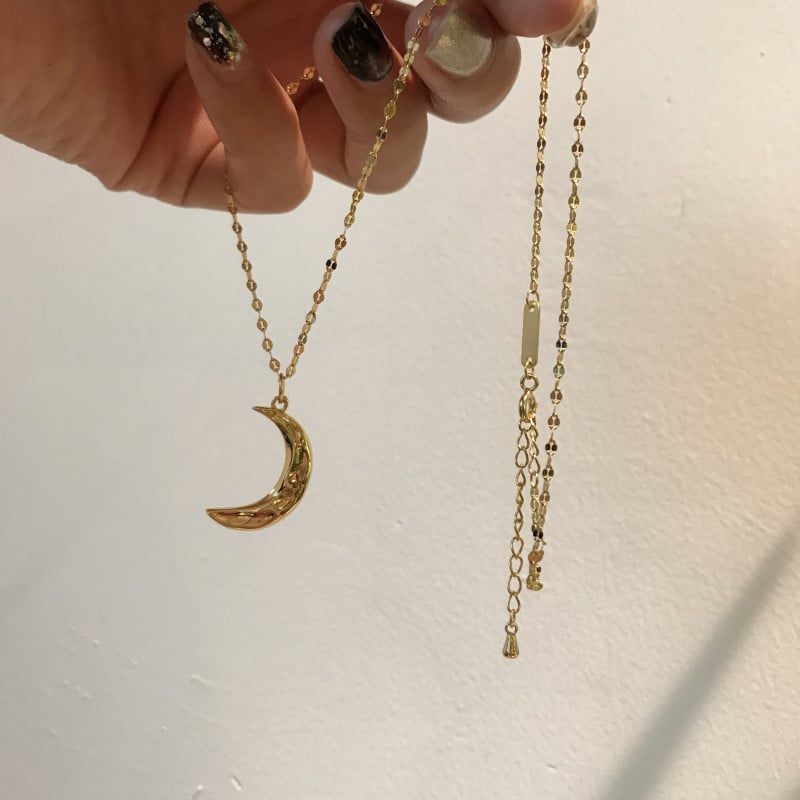 'Golden Moon Crescent'
