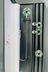 Image 2 of ARTE Madrid emerald and Crystal layered circle necklace, ring, and earrings set