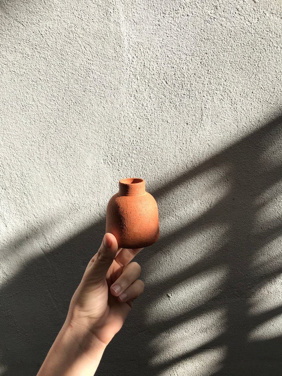 Image of Little Terracotta Vase 04