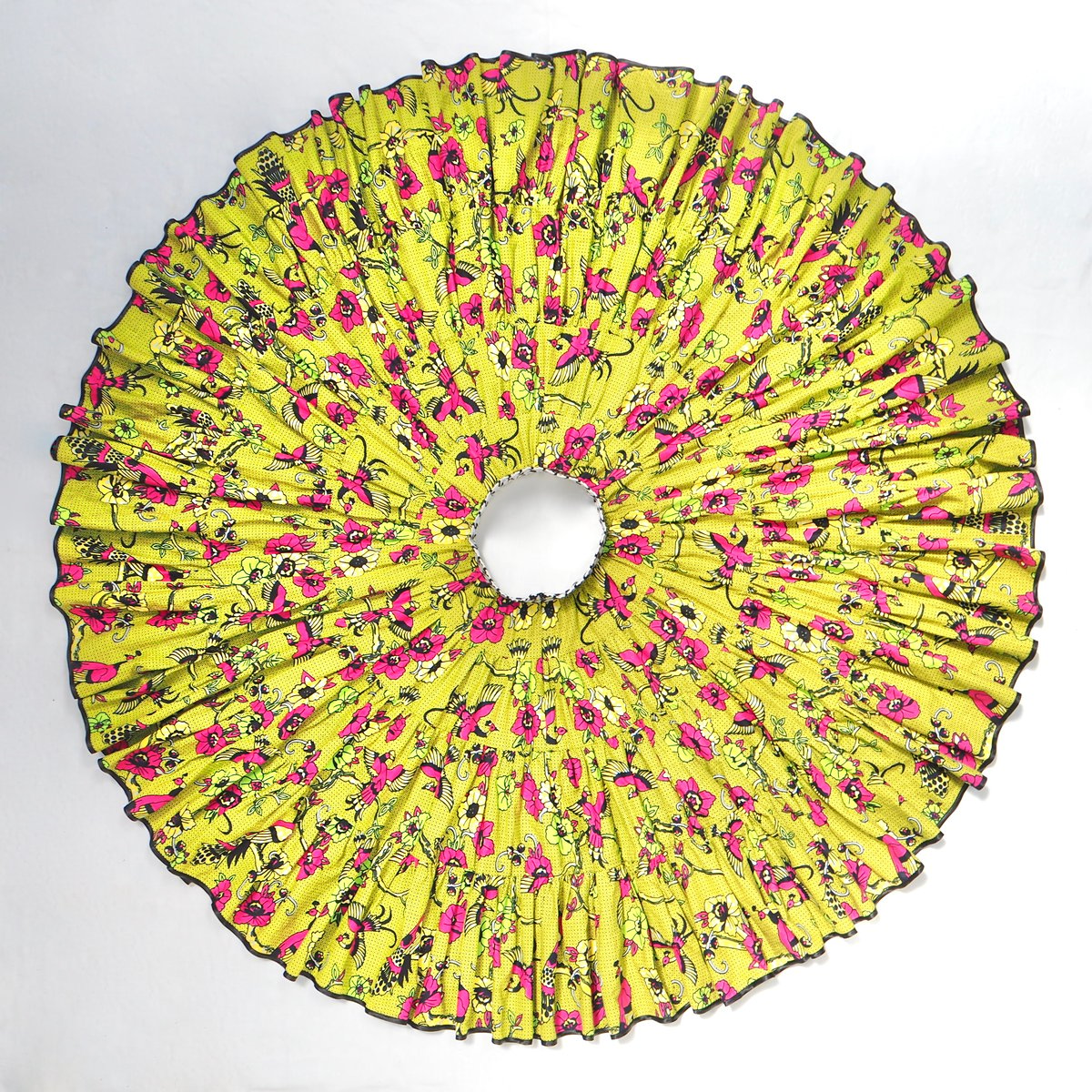 Jupe provençale jaune citon avec oiseaux et fleurs