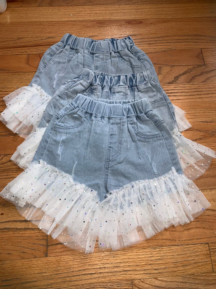 Image of Pretty Girl Shorts 