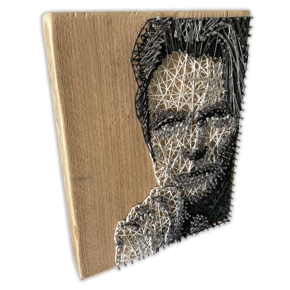 David Bowie String Art Portrait Sculpture by Ashley Darran | BowieGallery