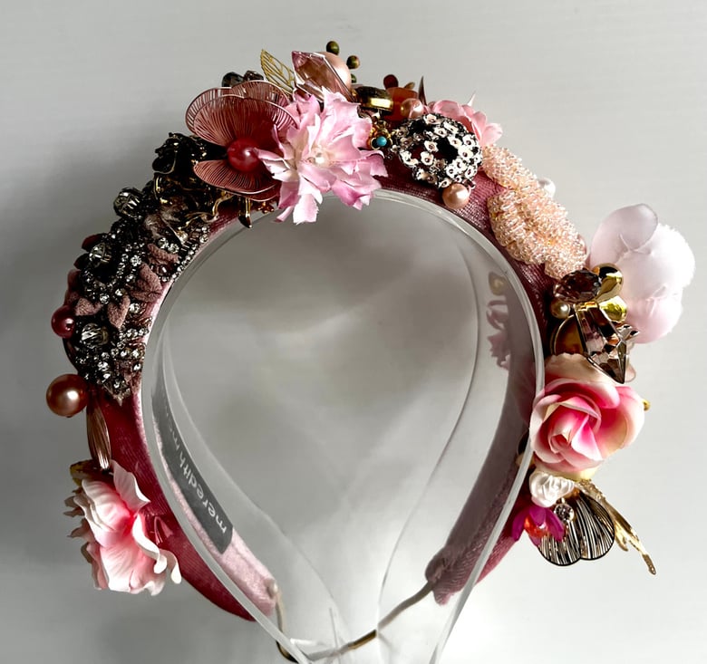 Image of Pink bejewelled headband 