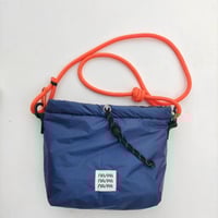 Image 4 of Middle crossbody bag 02