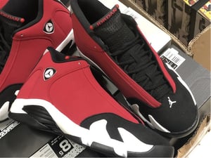 Image of Jordan 14 Retro Gym Red Tiro