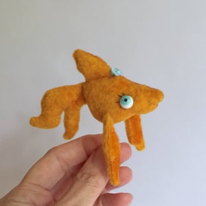 Image of Sparkle the Cuddly Goldfish