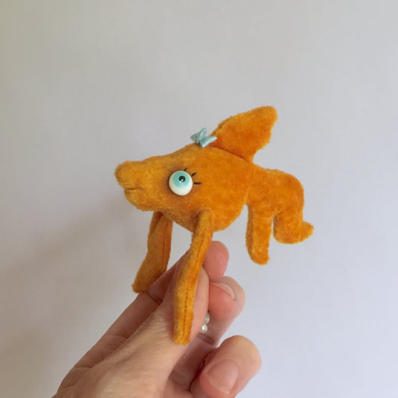 Image of Sparkle the Cuddly Goldfish