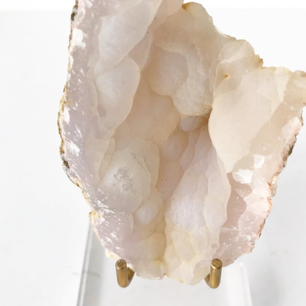 Image of Pink Chalcedony no.05 + Lucite and Brass Stand