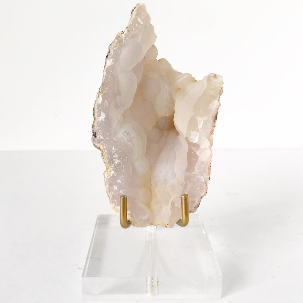 Image of Pink Chalcedony no.05 + Lucite and Brass Stand