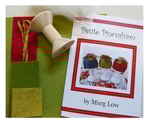 Image of Petite Pincushion Kit