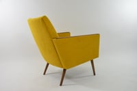 Image 2 of Fauteuil CUBE jaune