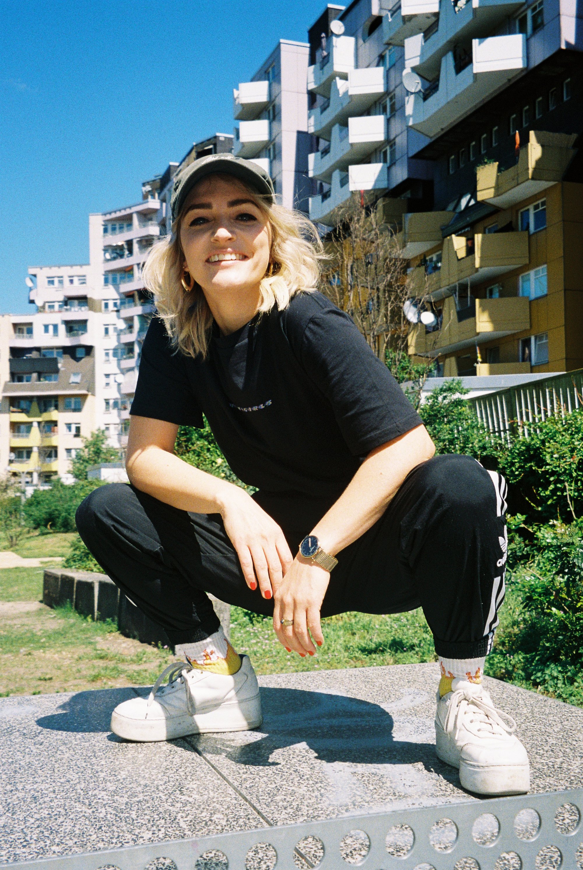 Image of HOMEGIRLS shirt black/holo