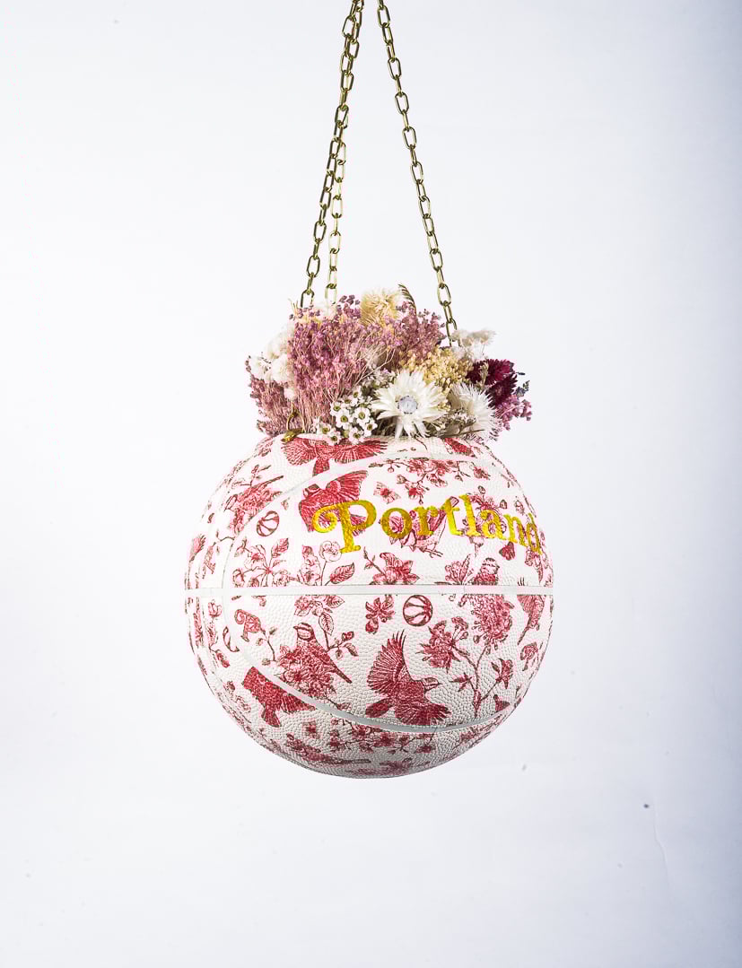 Image of HANGING FLORAL BALL PORTLAND TOILE DE JOUY 