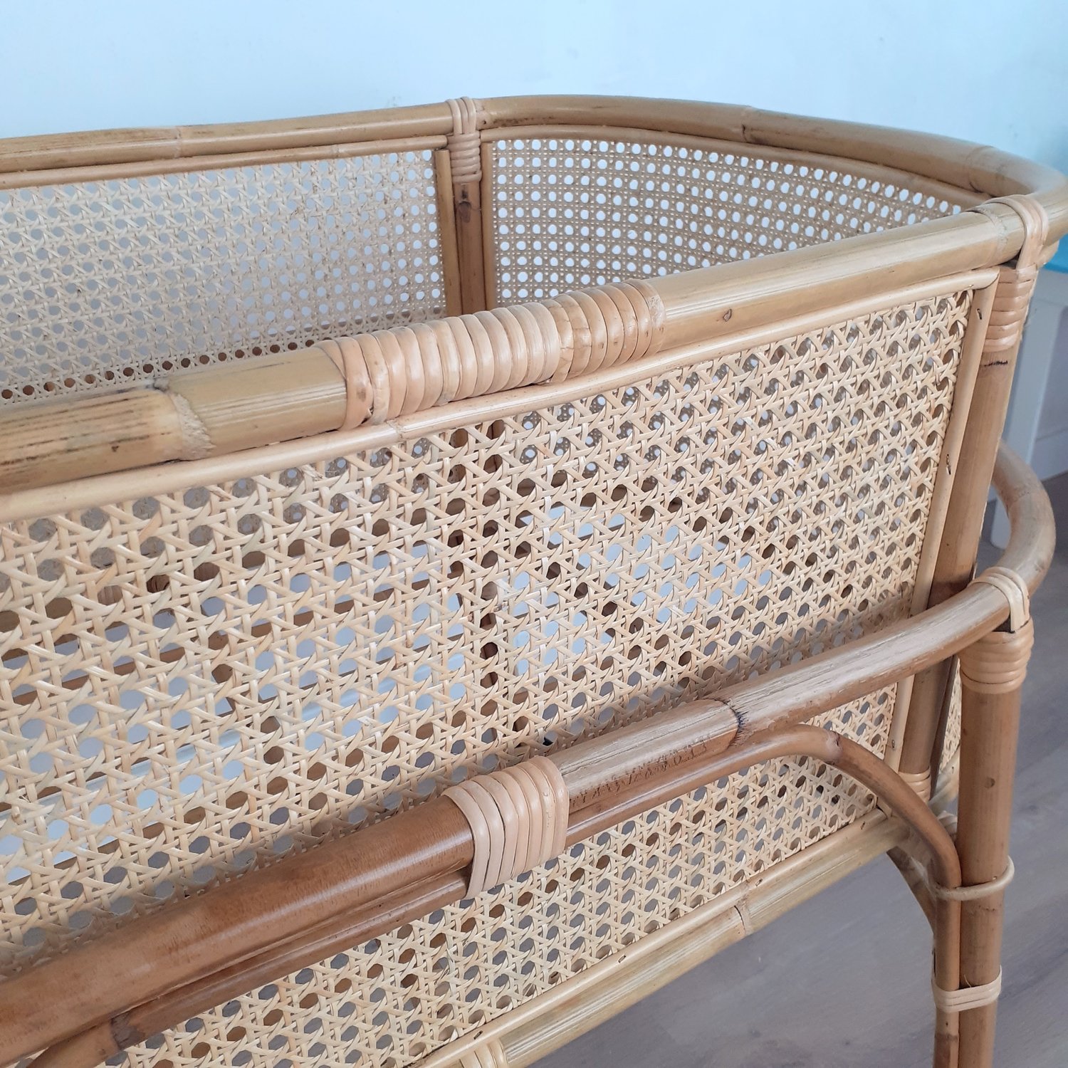 Image of Minicuna Pretty Cannage