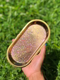 Glitz glam