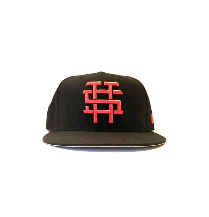 Image of 2520 X NEW ERA MONOGRAM LOGO "T5T" 59FIFTY FITTED- BLACK/LAVA RED