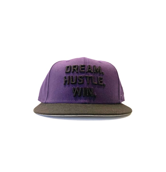 Image of 2520 X NEW ERA DREAM. HUSTLE. WIN. 9FIFTY SNAPBACK - PURPLE/BLACK